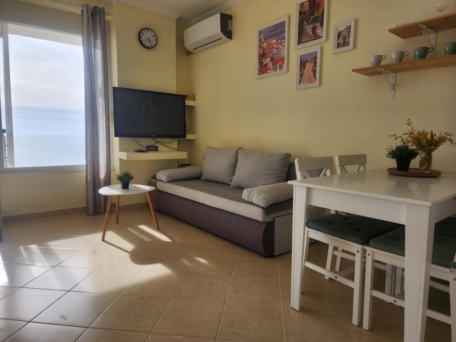 Matin Apartment Sea View Durres Exterior photo