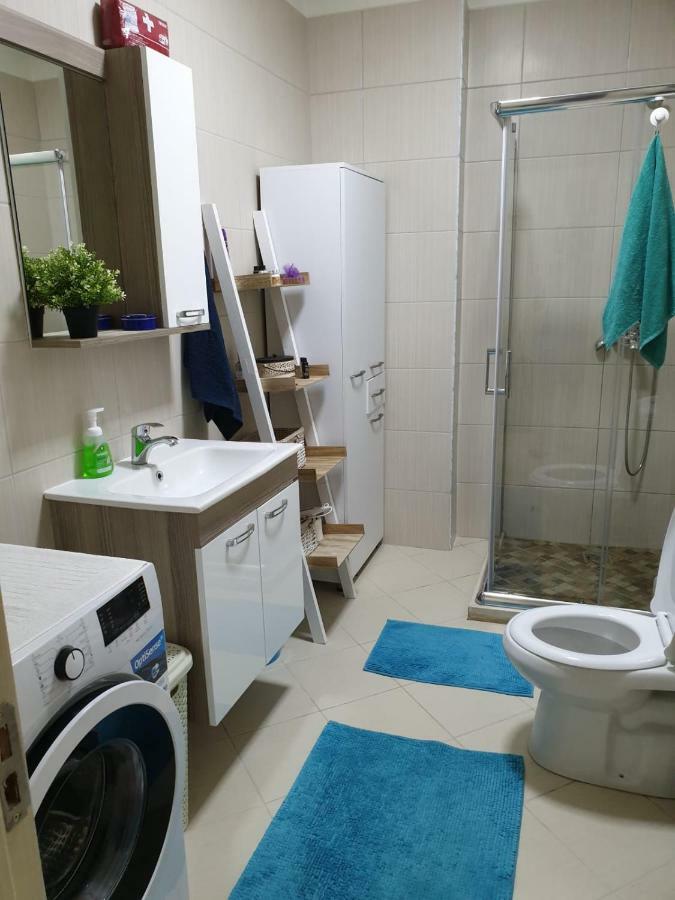 Matin Apartment Sea View Durres Exterior photo